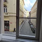 Safestay Charles Bridge Hostel Prag