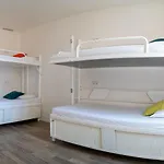 Safestay Charles Bridge Hostel *