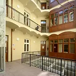 Safestay Charles Bridge Hostel