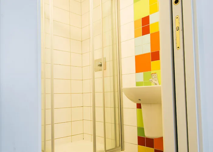 Safestay Charles Bridge Hostal Praga