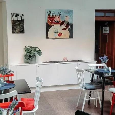 Albergue Safestay Charles Bridge *