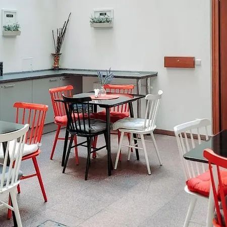 Safestay Prague Charles Bridge Hostel *