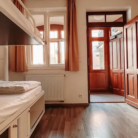 Safestay Prague Charles Bridge * Prague