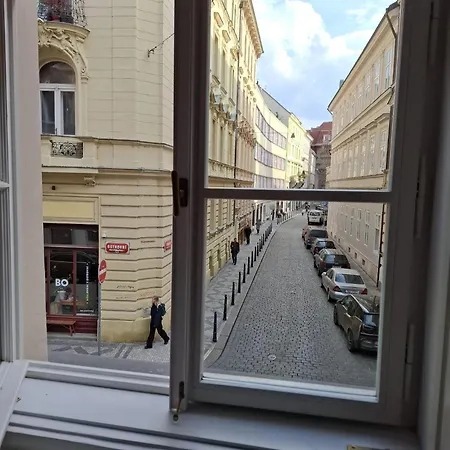 Safestay Charles Bridge Albergue Praga