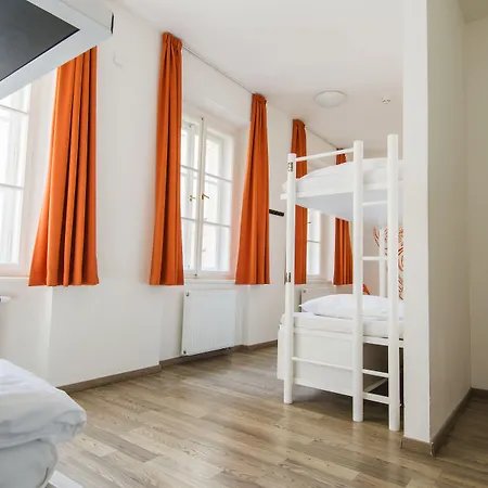 Safestay Charles Bridge