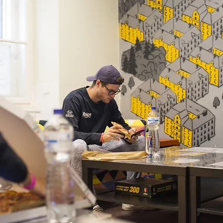 Safestay Charles Bridge Hostel *