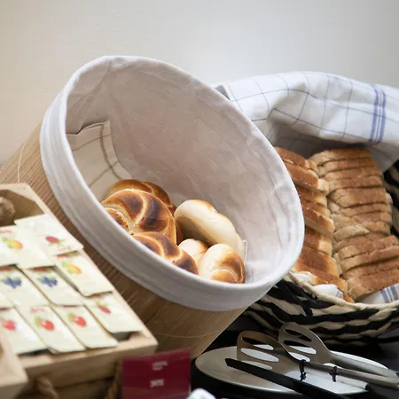 Safestay Prague Charles Bridge * Prag