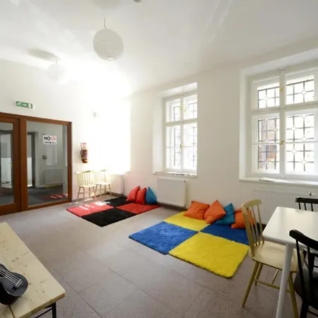 Safestay Charles Bridge Hostel *