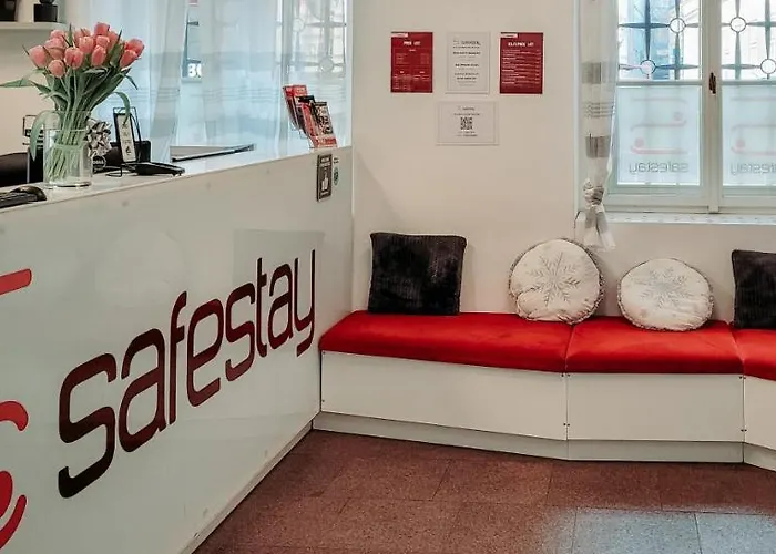 Safestay Prague Charles Bridge *