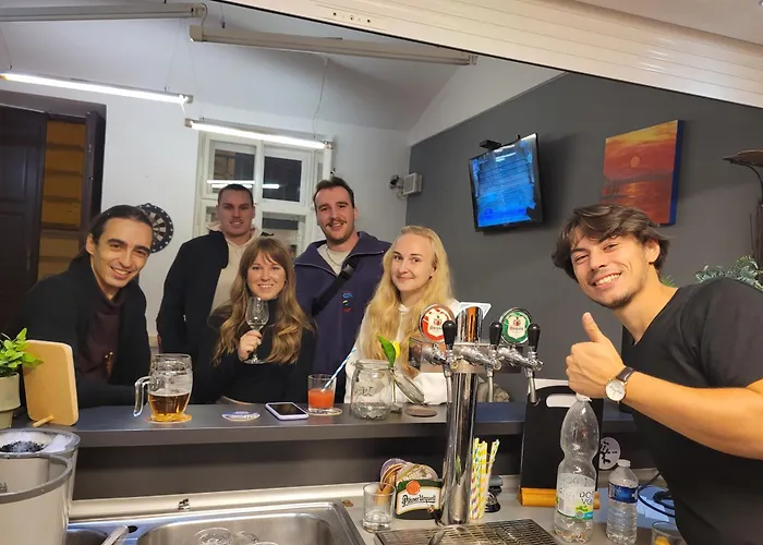 Hostel Safestay Prague Charles Bridge *