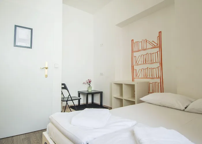 Safestay Prague Charles Bridge * Prague