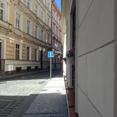 Safestay Charles Bridge Hostel Prága